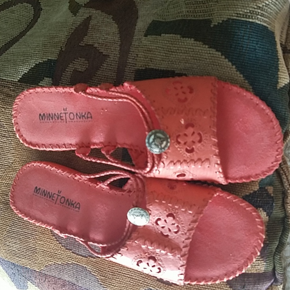 minnetonka sandles